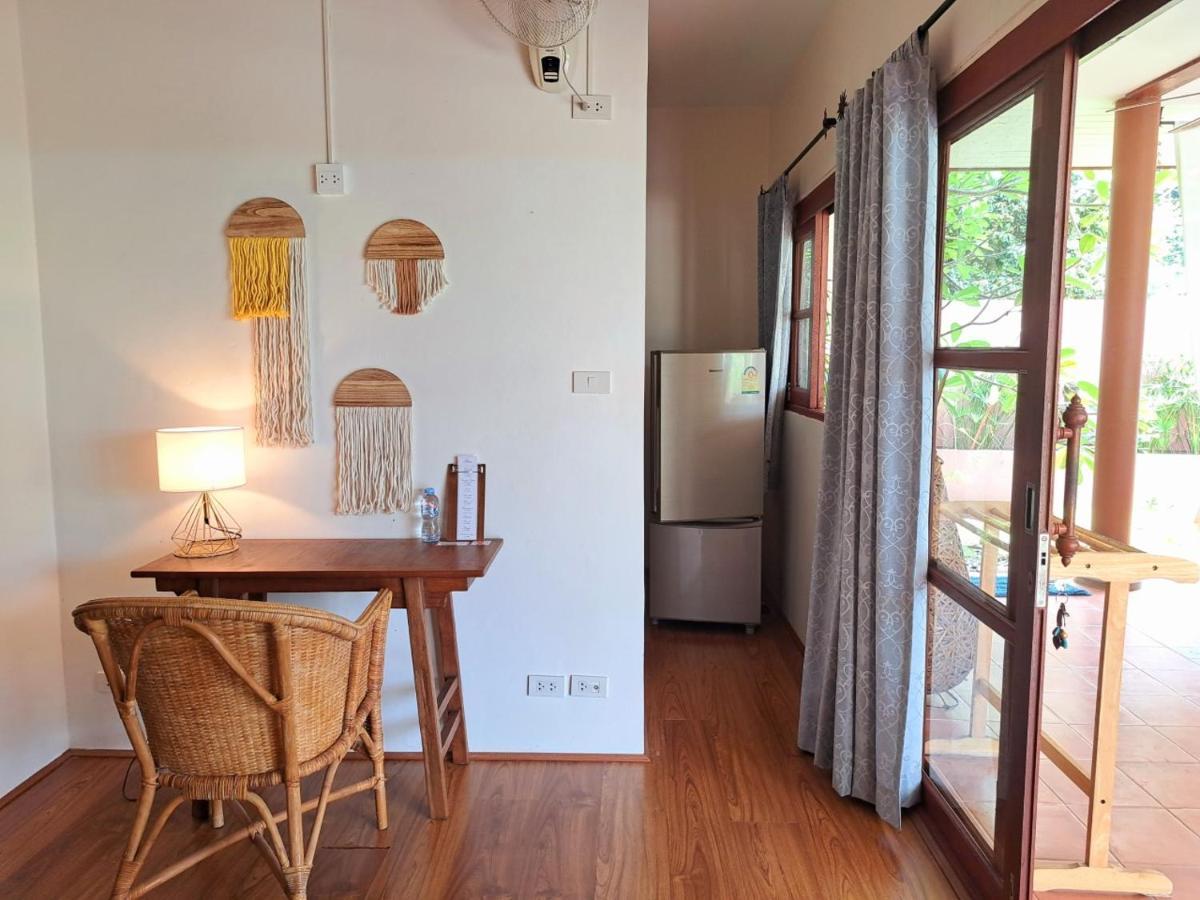 Laura Guest House-Adult Only- Hua Thanon  Exterior foto