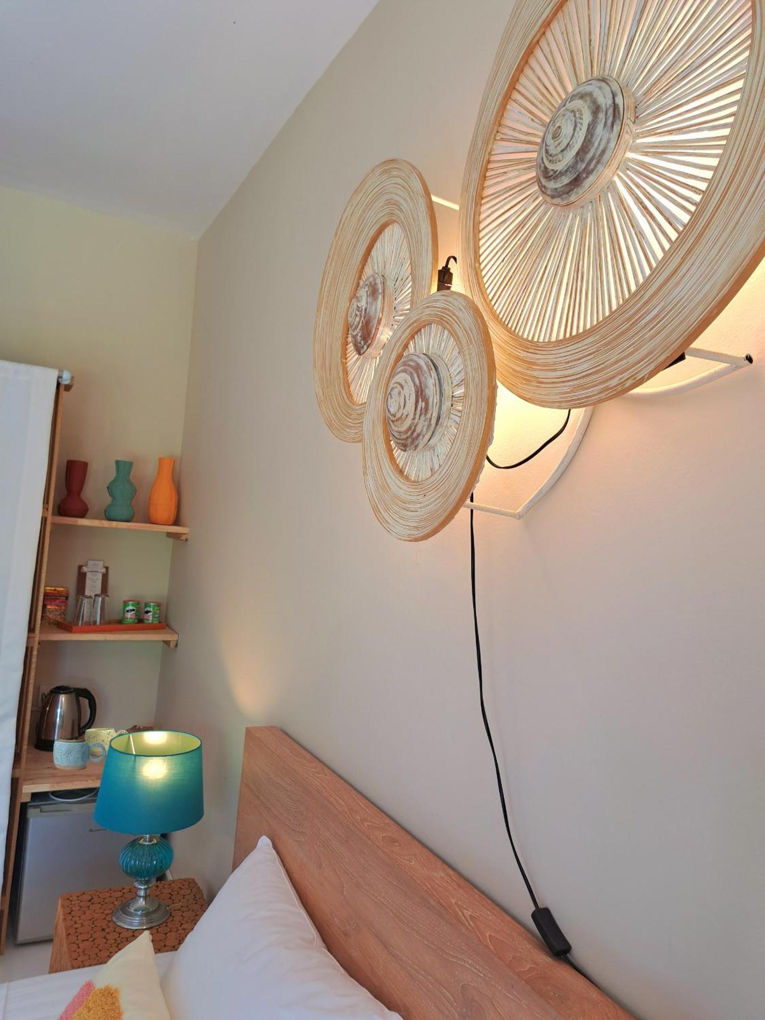 Laura Guest House-Adult Only- Hua Thanon  Zimmer foto
